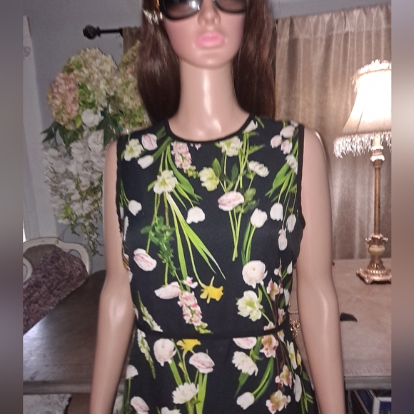 Victoria Beckman dress, size m - Picture 3 of 8